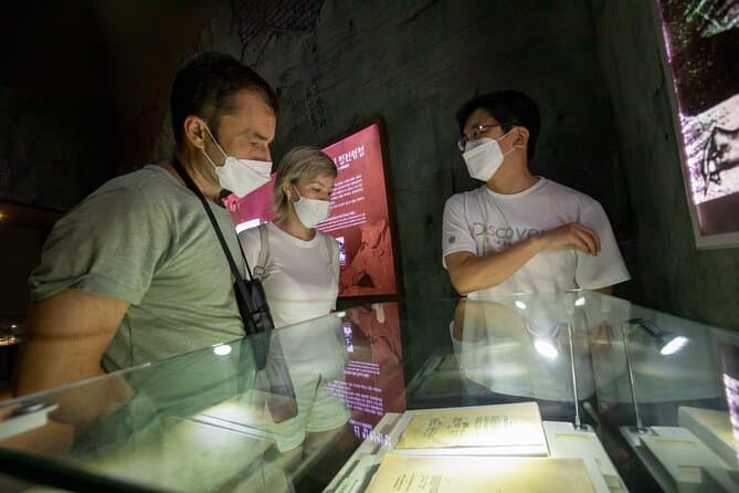 Unforgettable War Memorial of Korea Guided Tours in Seoul