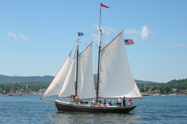 Day Sails and Sunset tours on Schooner Surprise in Camden Maine