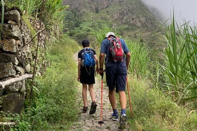 Santo Antão’s Signature Trek: Cova Crater into Paúl Valley – 5K
