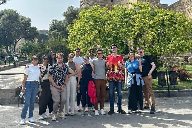 Coolest Baku Walking Tour