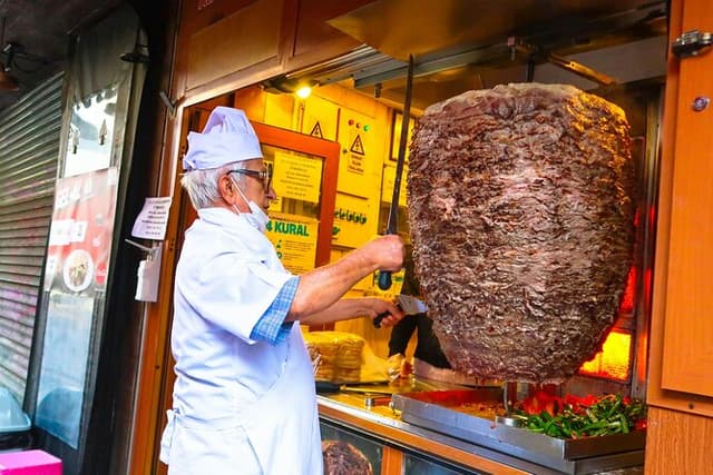 Turkish Food Walking Tour in Izmir