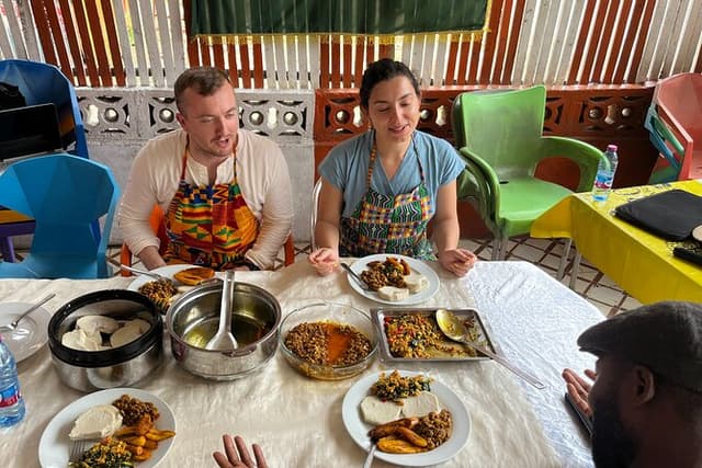 Discover the Flavors of Ghana with a Cooking Lesson - Cape Coast