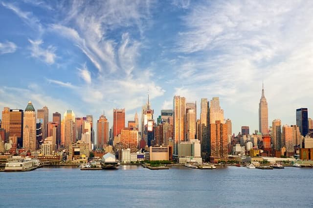 Historical Guided Small Group Tour of Manhattan