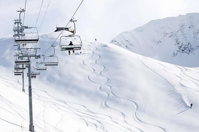 Narrated Alyeska/Girdwood Shuttle From Anchorage - Photo Stops