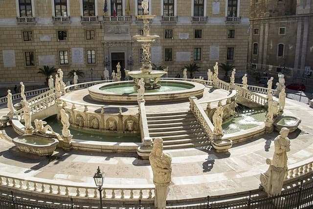 Private Historical and Heritage Audio Tour in Palermo and Sicily