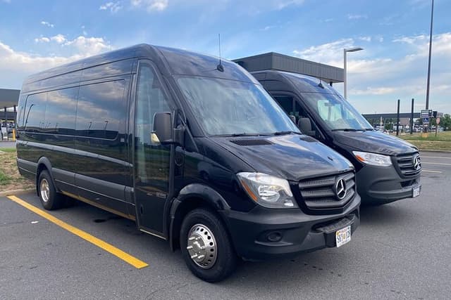 Washington DC 4 Hour Private Tour in Luxury Sprinter Van