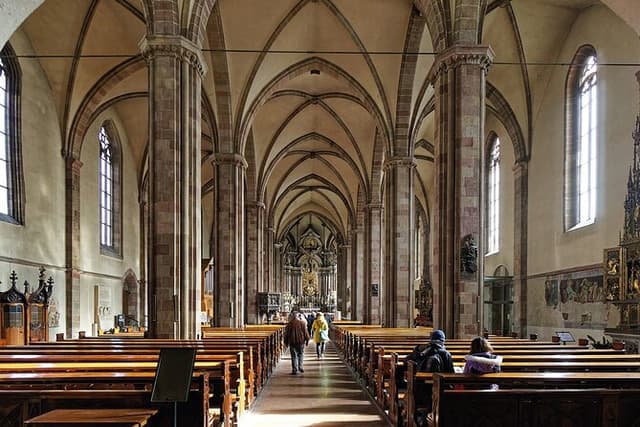 Bolzano Walking Tour with Audio and Written Guide by a Local