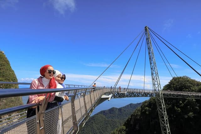 Signature Langkawi: Luxury Private Day with Cable Car & SkyBridge