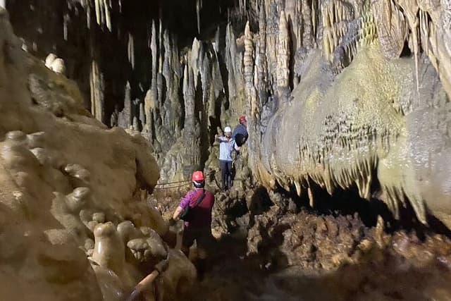 Full-Day Tour to the Rey Marcos Caves & Nature from Coban