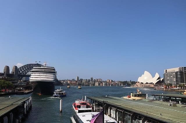 Private Luxury Half Day Sydney City Tour