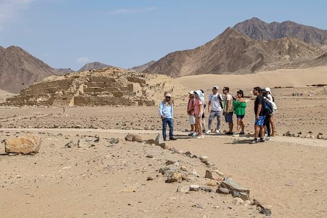 Caral Tour - The oldest sacred city in America
