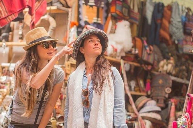 Souk El Had Market Tours & Guides