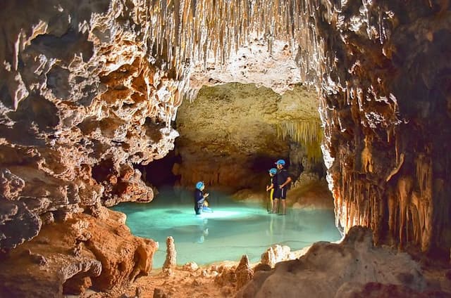 Explore the Mystical Río Secreto