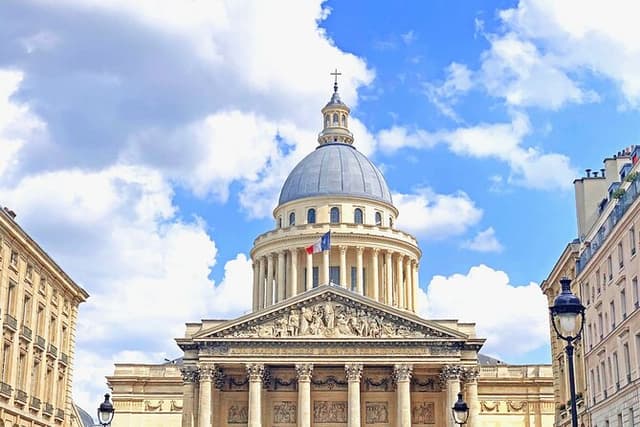 Paris - Latin Quarter Free Tour in English (Tip-Based)