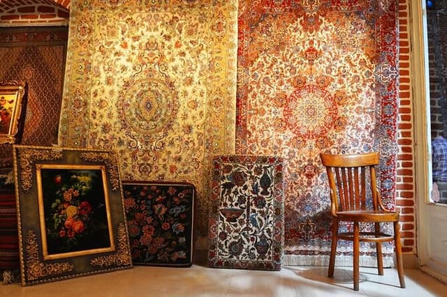 Istanbul private tour of historical Bazaars with anExpert guide