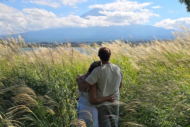 Locally Owned: Private Mt. Fuji Icons & Hidden Gems (Kawaguchiko)