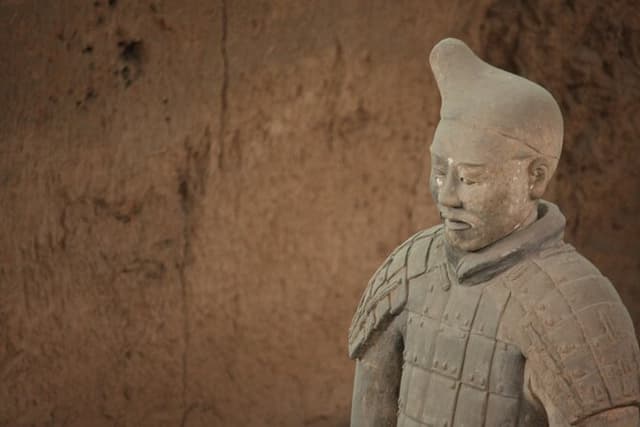 Xi'an Terracotta Warriors and Jingdi Tomb Private Tour