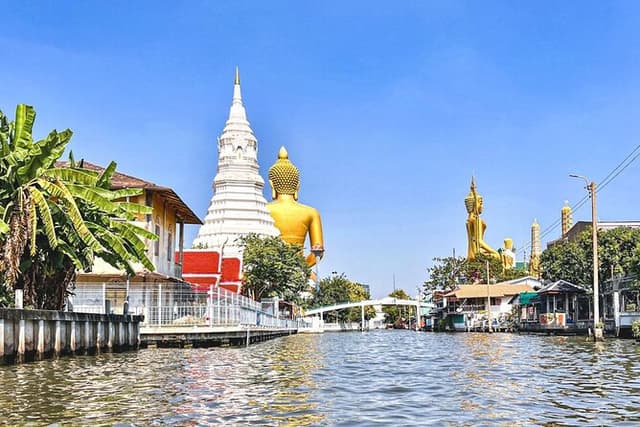 Private Bangkok Canal Boat Tour to Big Buddha or The Artist House