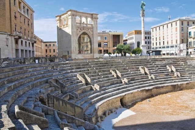 Lecce Walking Tour with Audio and Written Guide by a Local