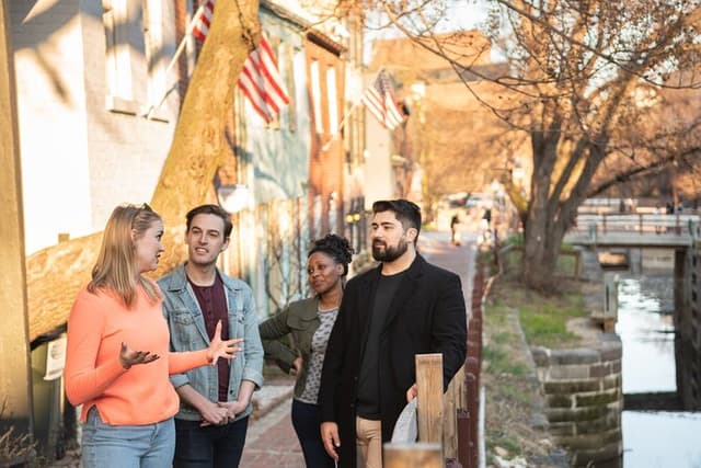 Historic Georgetown: History, Gossip, & Architecture Walking Tour