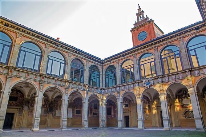 Archiginnasio Tour