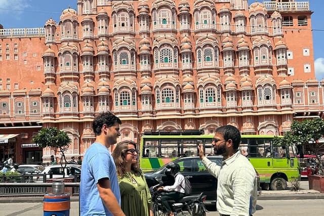 Jaipur Heritage Walk with Rickshaw Ride