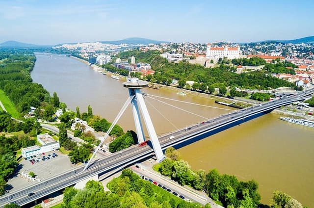 UFO Observation Deck Bratislava Private Tour with Admission