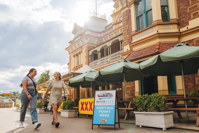 Cruise to Lunch Package: 10:30am – 2pm (3.5hr)