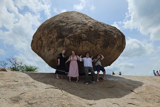 Explore Mahabalipuram & Kanchipuram: A Day Trip from Chennai!