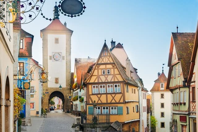 Rothenburg Scavenger Hunt & Highlights Self-Guided Walking Tour