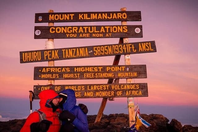 Private Day Tour Kilimanjaro Hike