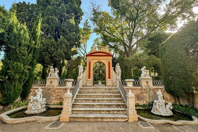 Master Your Lens on a Professional Valencia Photo Tour
