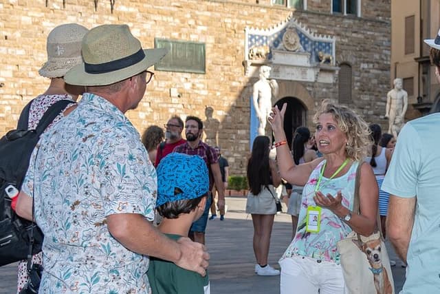Florence tour of the historic center. Stories, legends and gossip
