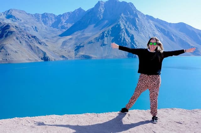 Cajon del Maipo & Embalse El Yeso Tour from Santiago