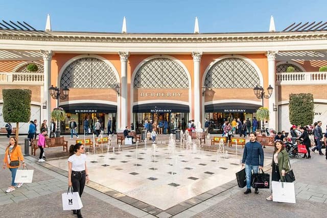 Full-Day Shopping Tour to Castel Romano Outlet from Civitavecchia
