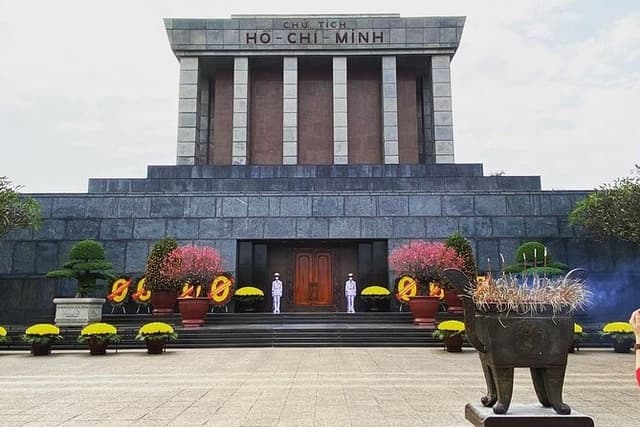Hanoi Full-Day City Tour: Highlights, History & Train Street