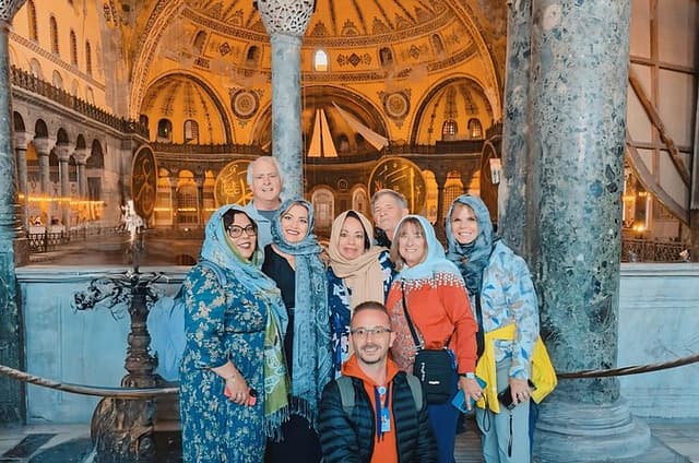 Istanbul Hagia Sophia, Topkapi, Bosphorus Small-Group Tour