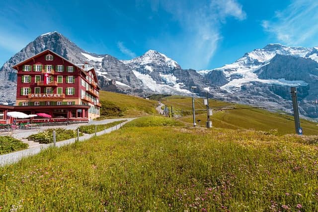 Grindelwald & Lauterbrunnen Private Day Tour from Basel