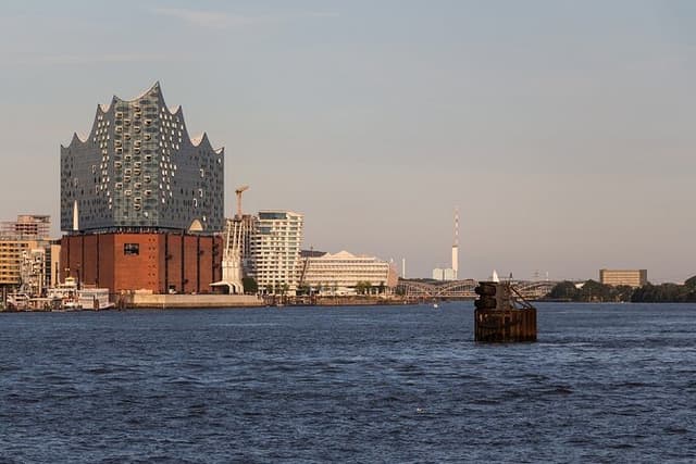 Hamburg Highlights 2 Hour Private Guided Walking Tour
