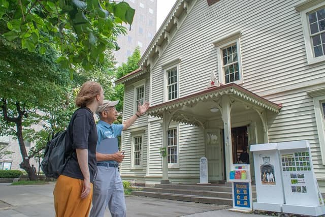 Private Sapporo Walking Tour: Markets, Parks & Historic Sites