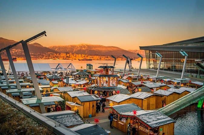 Best Vancouver Holiday Light Tours & Displays