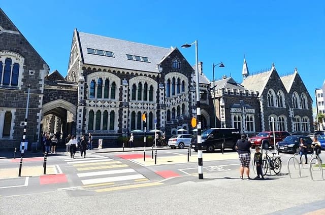 Christchurch City Top Spots Private Half Day Tour