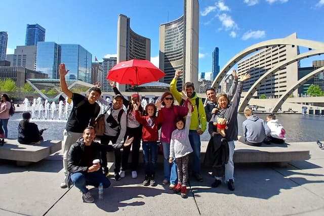 Private Toronto City Highlights Walking Tour