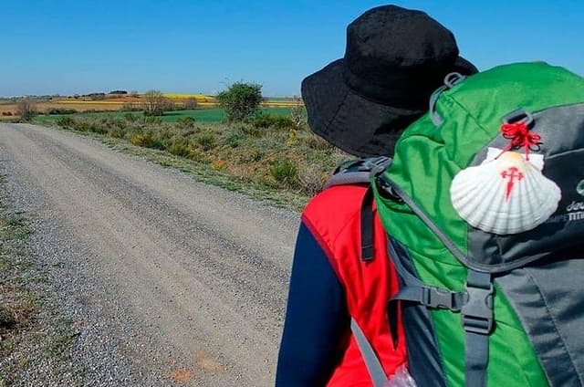 French Way of Saint James tour from Sarria to Santiago, 5 days