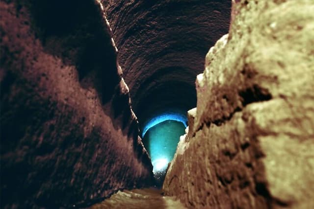 Orvieto Cathedral and Underground Caves Tour