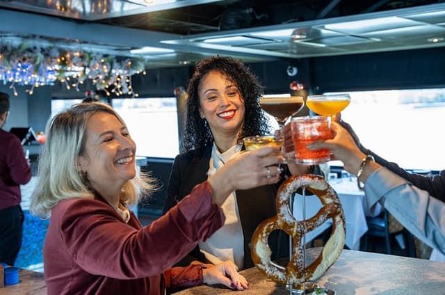 Philadelphia Christmas Eve Dinner Buffet Cruise