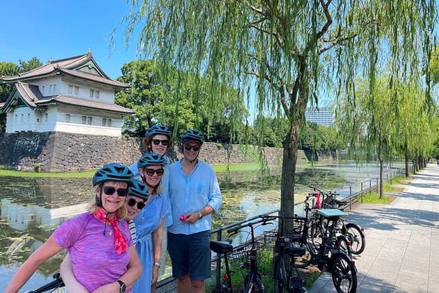 Explore Tokyo’s Must-See Spots by E-Bike – Small Group 3h Tour