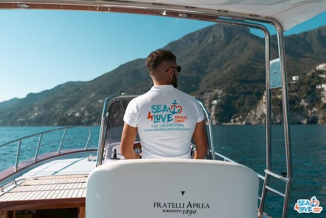 Private boat tour of the Amalfi coast or Capri