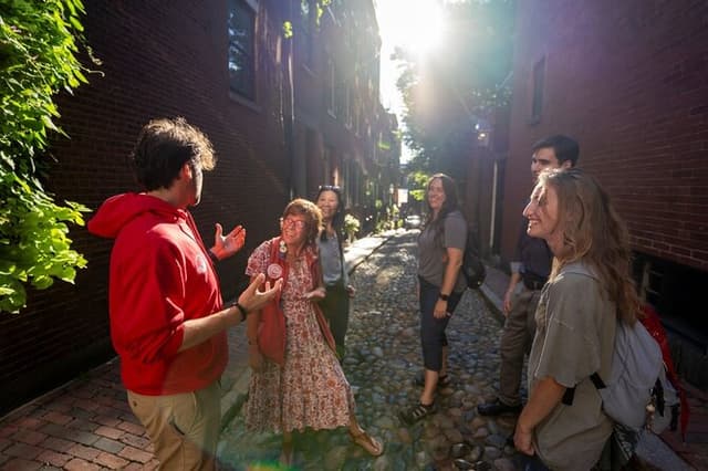 Boston's Freedom Trail and Charming Beacon Hill Tour