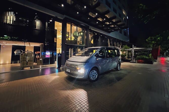Reliable Private Transfers to and from Santiago Airport